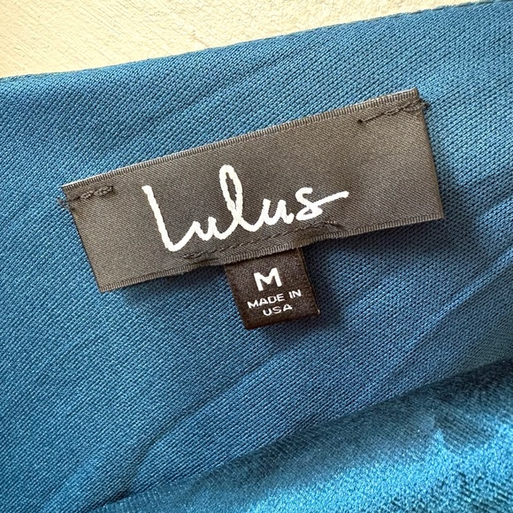 Lulus Blue Satin Wrap Midi Dress NWT Size M - Picture 4 of 10